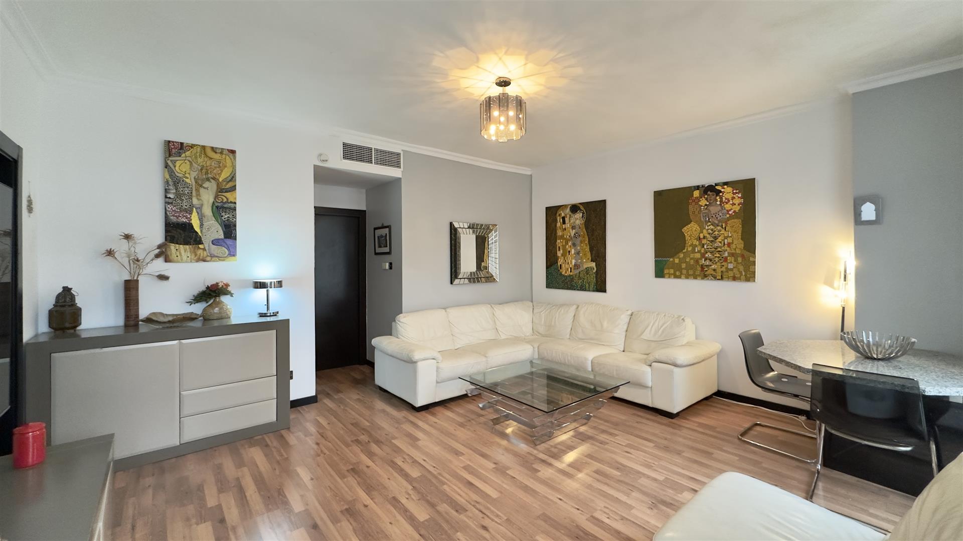 Image of Apartment - 3 Bedrooms - 1 Bathrooms for Sale in Rosia Plaza-Gibraltar, Image 14